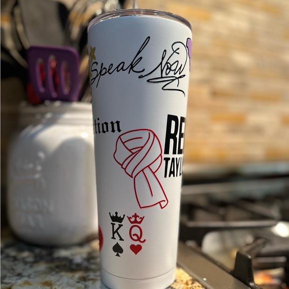 Taylor Swift Tumbler - Picture 7 of 8